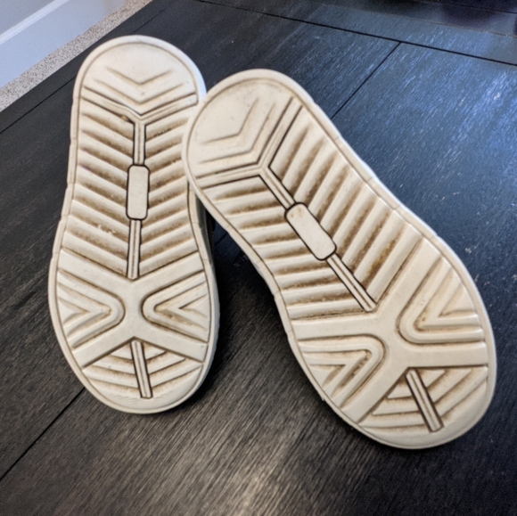 Toddler booties - Picture 7 of 7